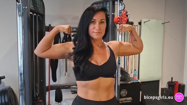 Girl next door Janka